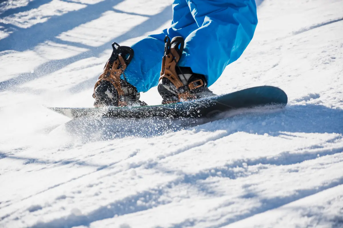 Erciyes grup snowboard dersleri sonrası pistte grup